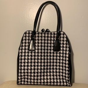 Houndstooth Leather Liz Claiborne Shoulder Bag